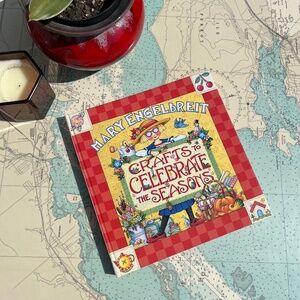 Vintage 1999 Mary Engelbreit Crafts To Celebrate The Season Book